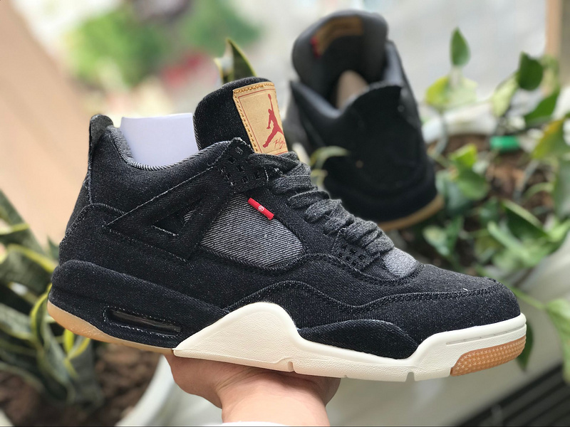 Levis x Air Jordan 4 AO2571 401 Black 40 47.5